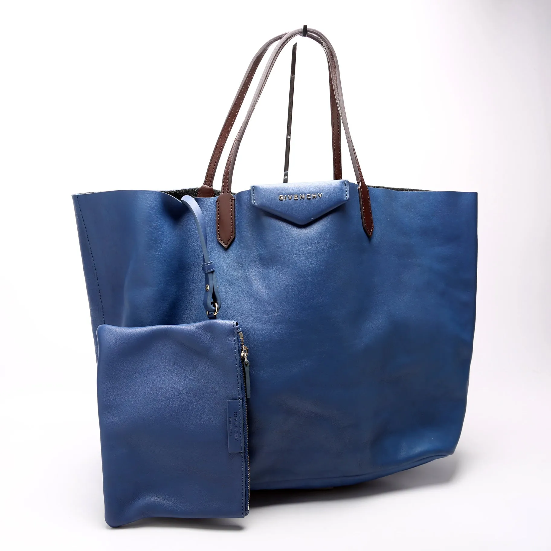 Antigona Shopping Tote