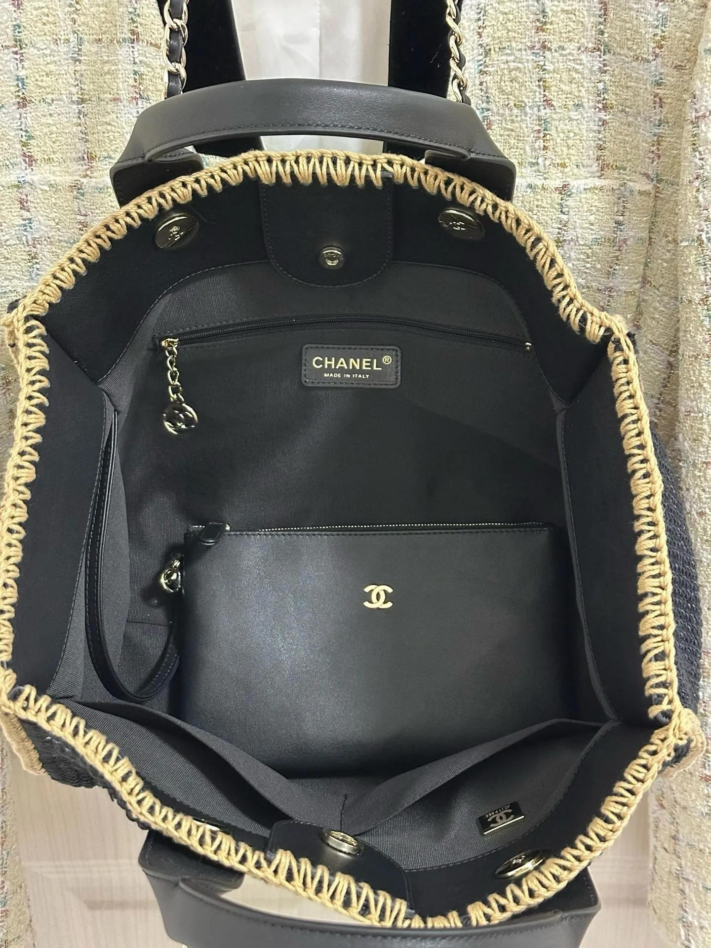CC1087 Small Shopping Bag / HIGHEST QUALITY VERSION / 9.4 x 15.4 x 6.7in