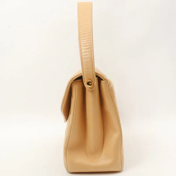 Chanel Around 1997 Made V-Flap Turn-Lock Handbag Beige