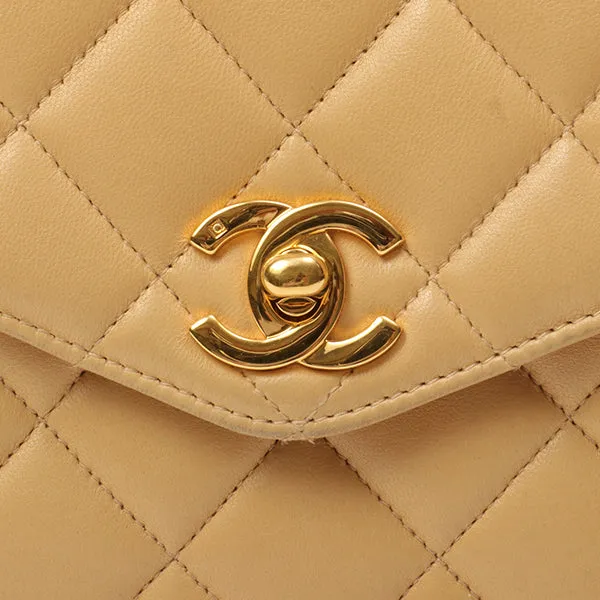 Chanel Around 1997 Made V-Flap Turn-Lock Handbag Beige