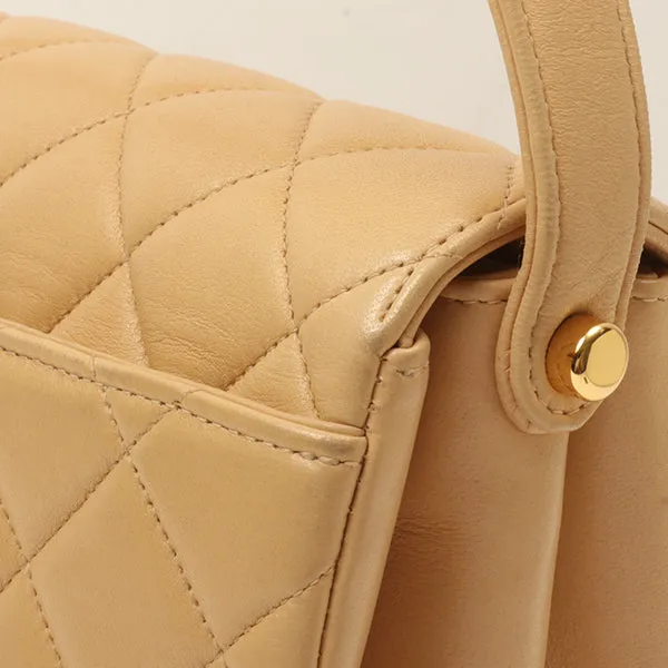 Chanel Around 1997 Made V-Flap Turn-Lock Handbag Beige