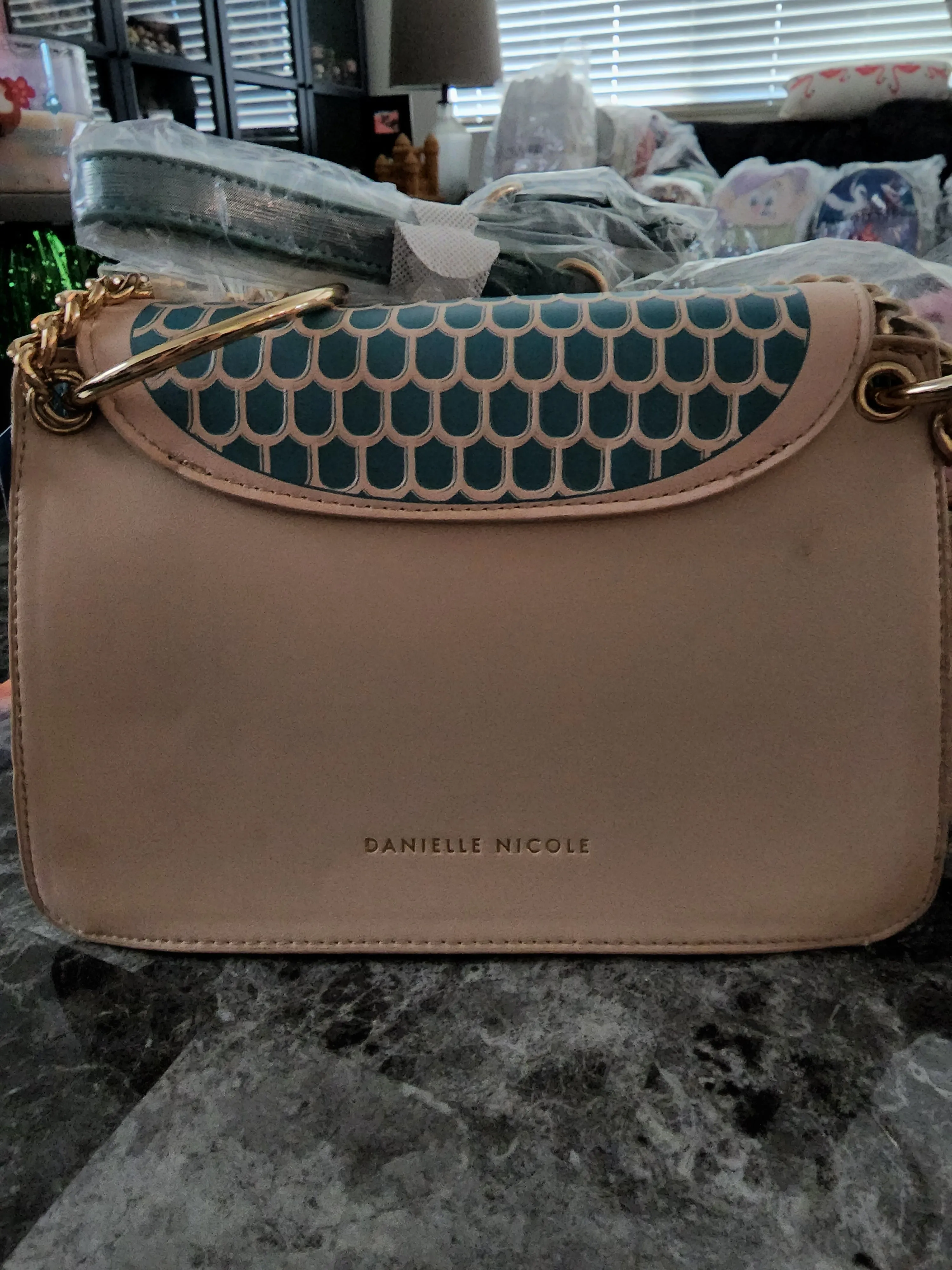 Danielle Nicole Jasmine Crossbody bag