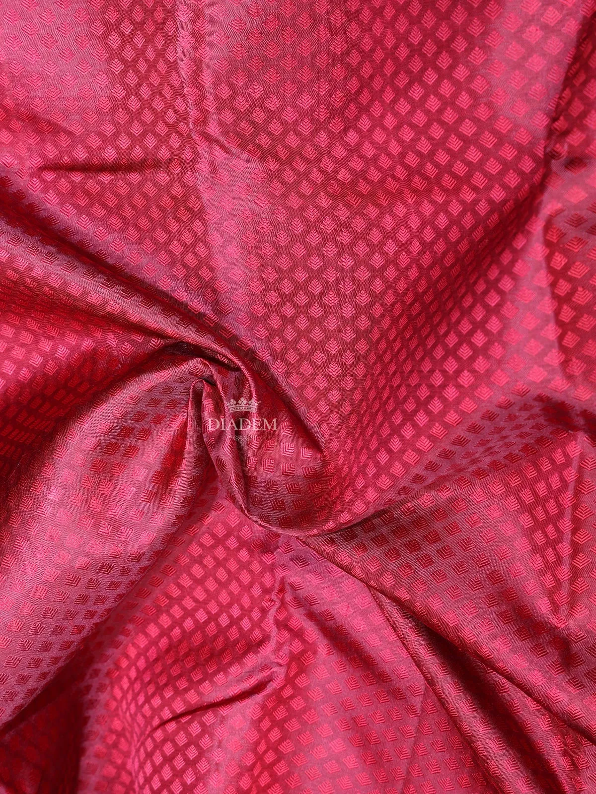 Dark Pink Pure Kanchipuram Bridal Silk Saree with Small Texture Design on the with Contrast Border