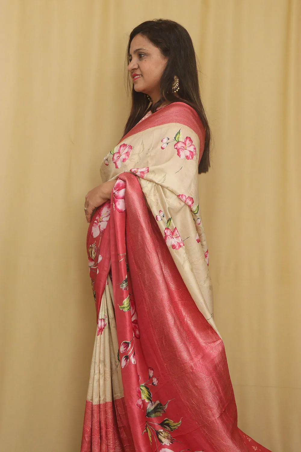 Exquisite Stunning Pastel Banarasi Digital Printed Tussar Silk Saree