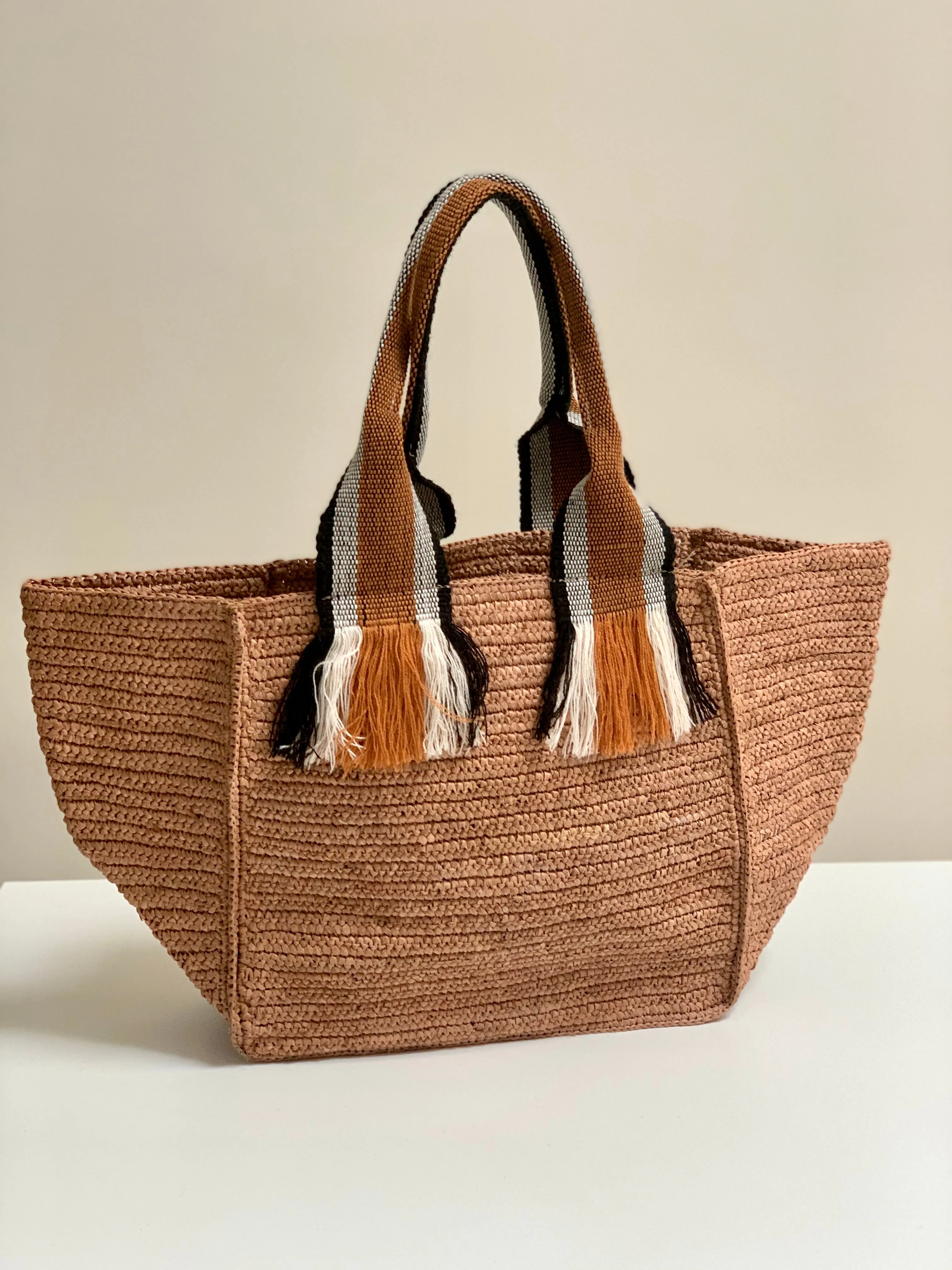 Raffia bag