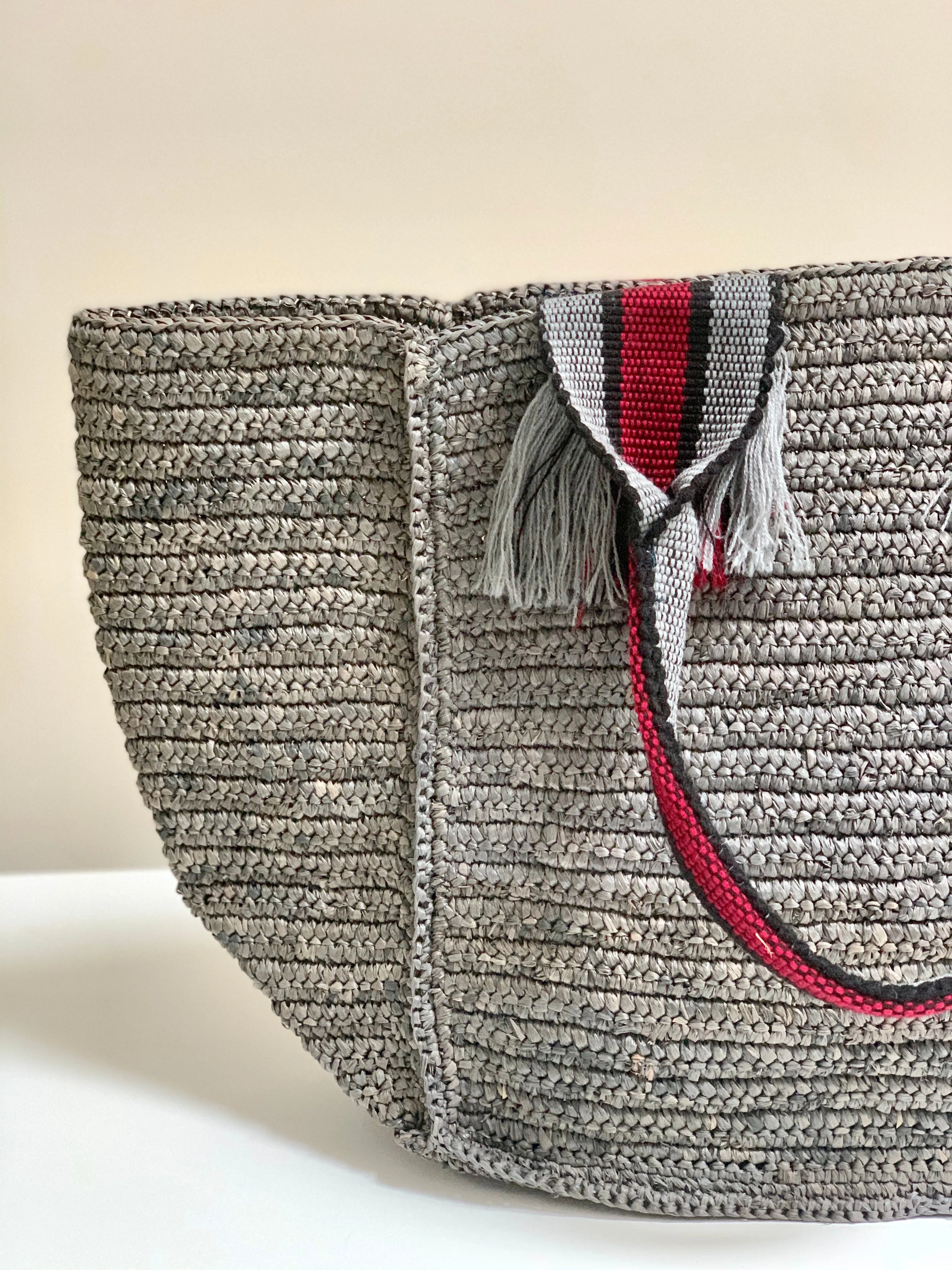 Raffia bag