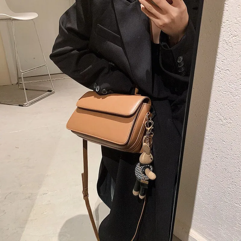 Retro small square bag ladies small handbag fashion classic leather messenger bag brown female bag send pendant