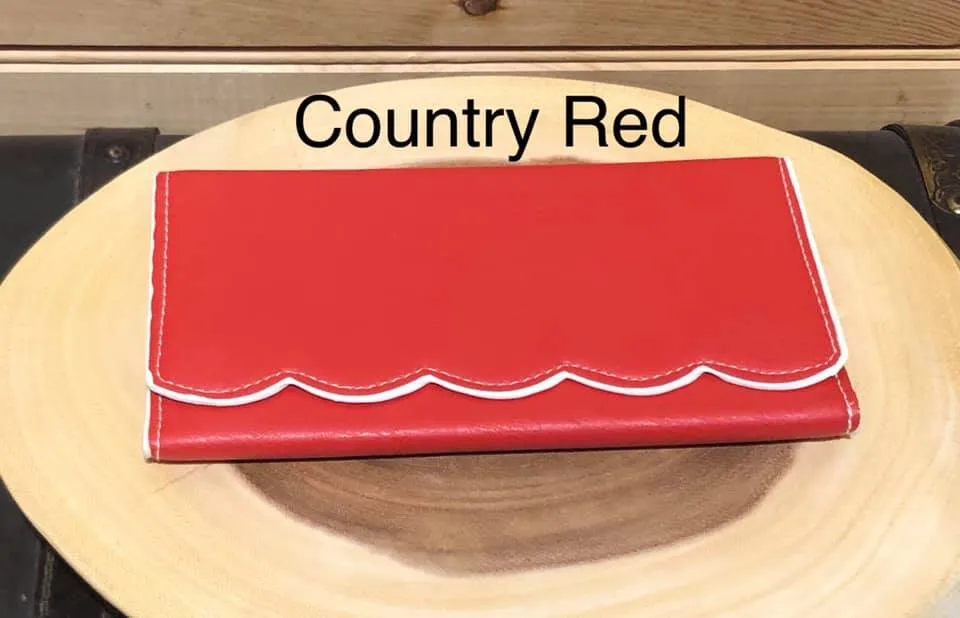 Scallop Wallet - Country Red
