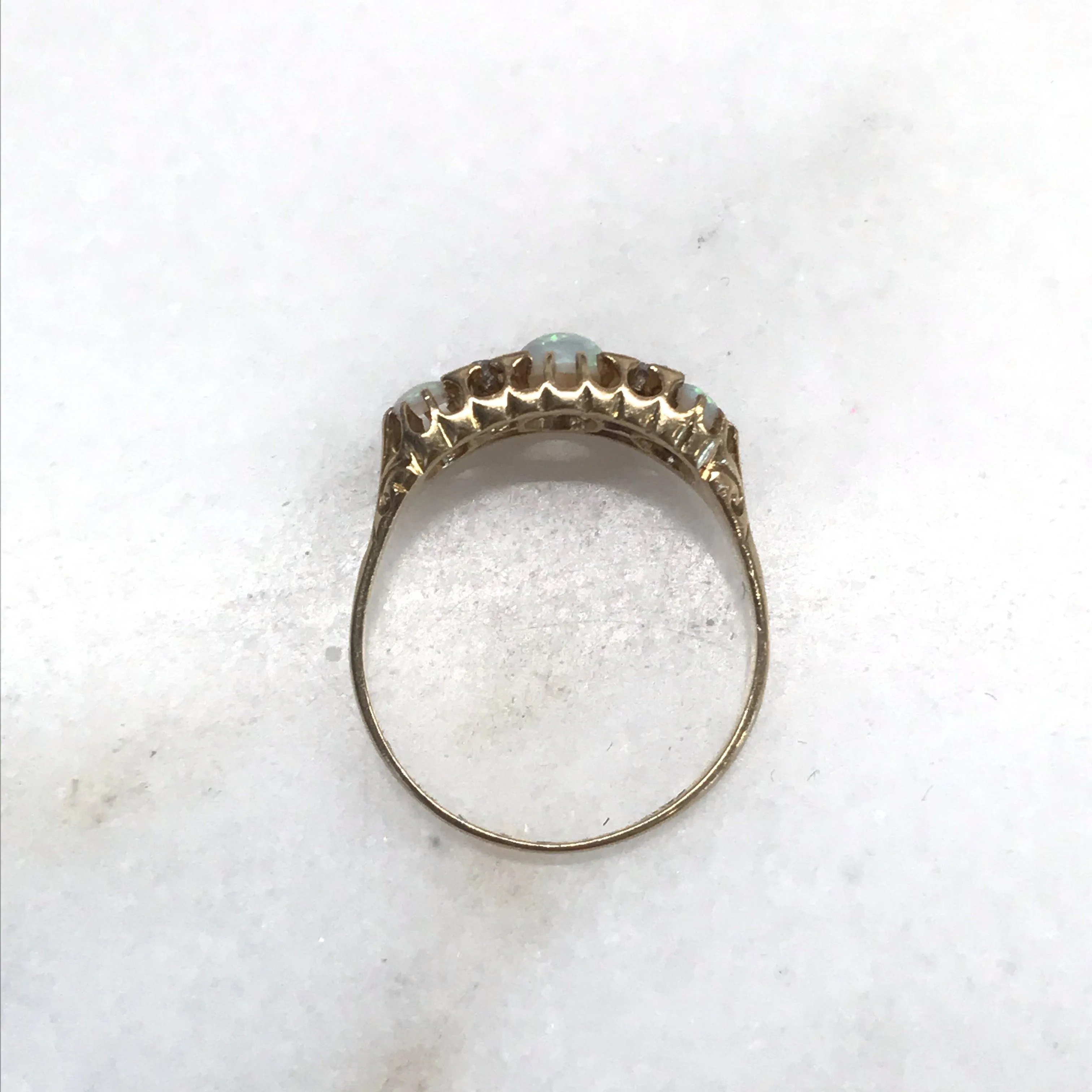 Stunning 18k Gold Opal and Diamond Ring from England