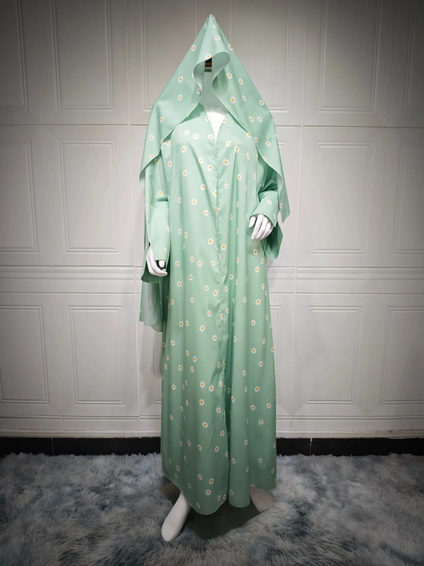 Stunning Beautiful Open Front Abaya