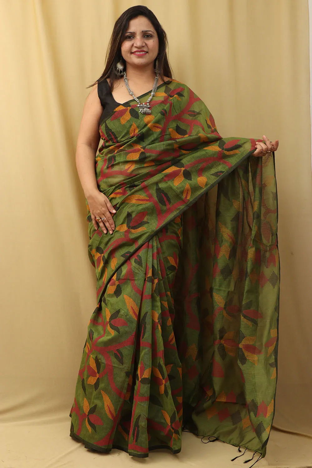 Stunning Green Jamdani Print Tussar Silk Saree