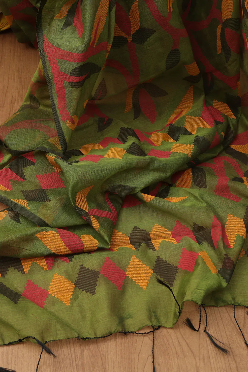 Stunning Green Jamdani Print Tussar Silk Saree