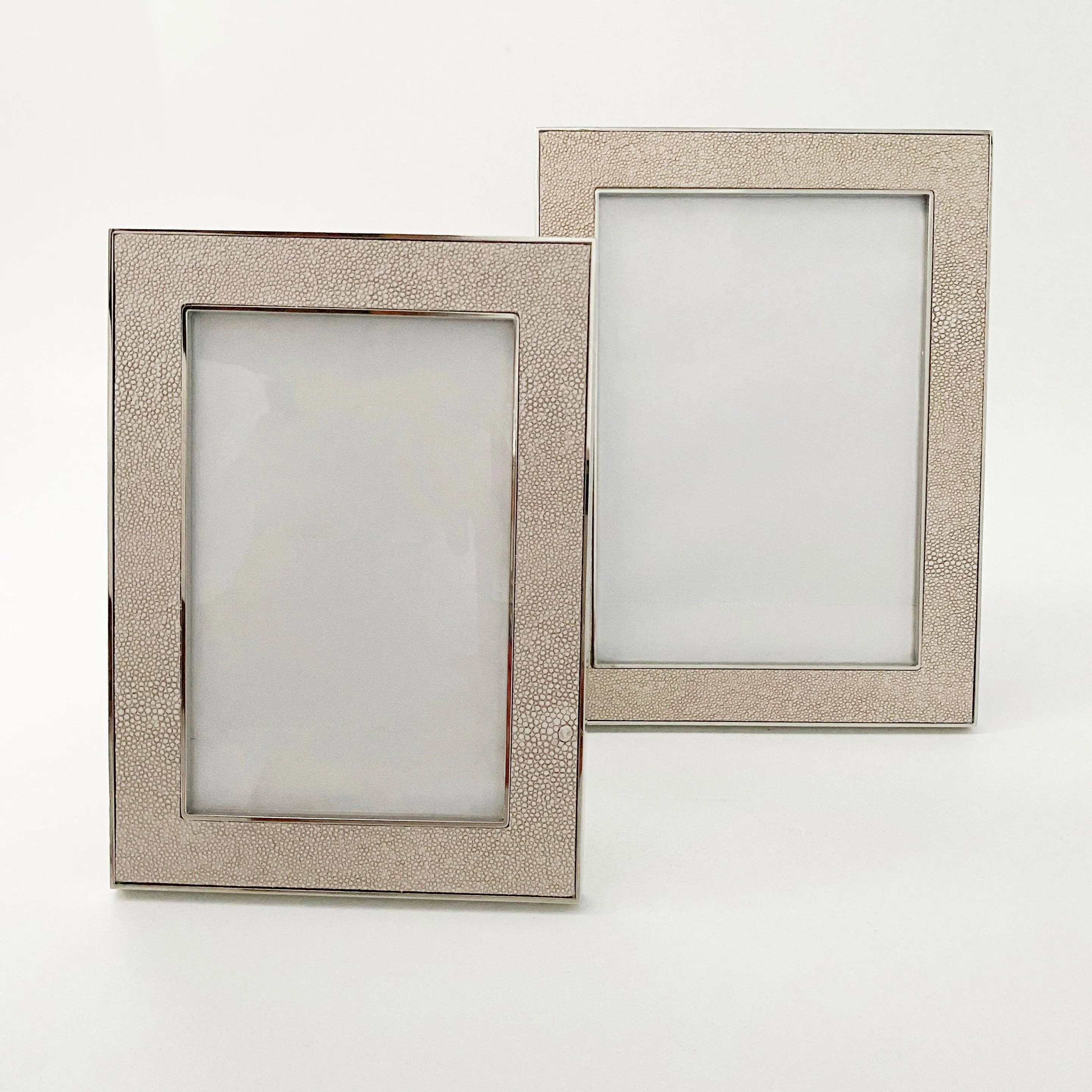 White/Silver Shagreen Frame | 5x7"